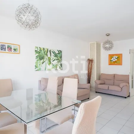 Lejlighed Girolamar 2a