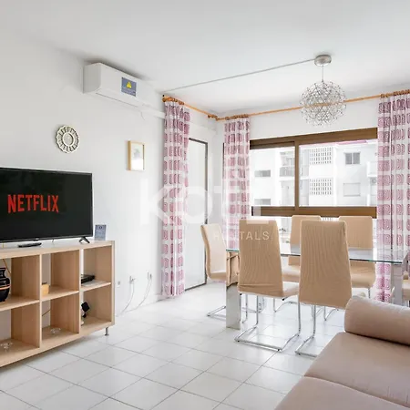 Lejlighed Girolamar 2a *